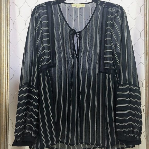 Staring at Stars Small Black and White Sheer Blouse - Picture 1 of 2